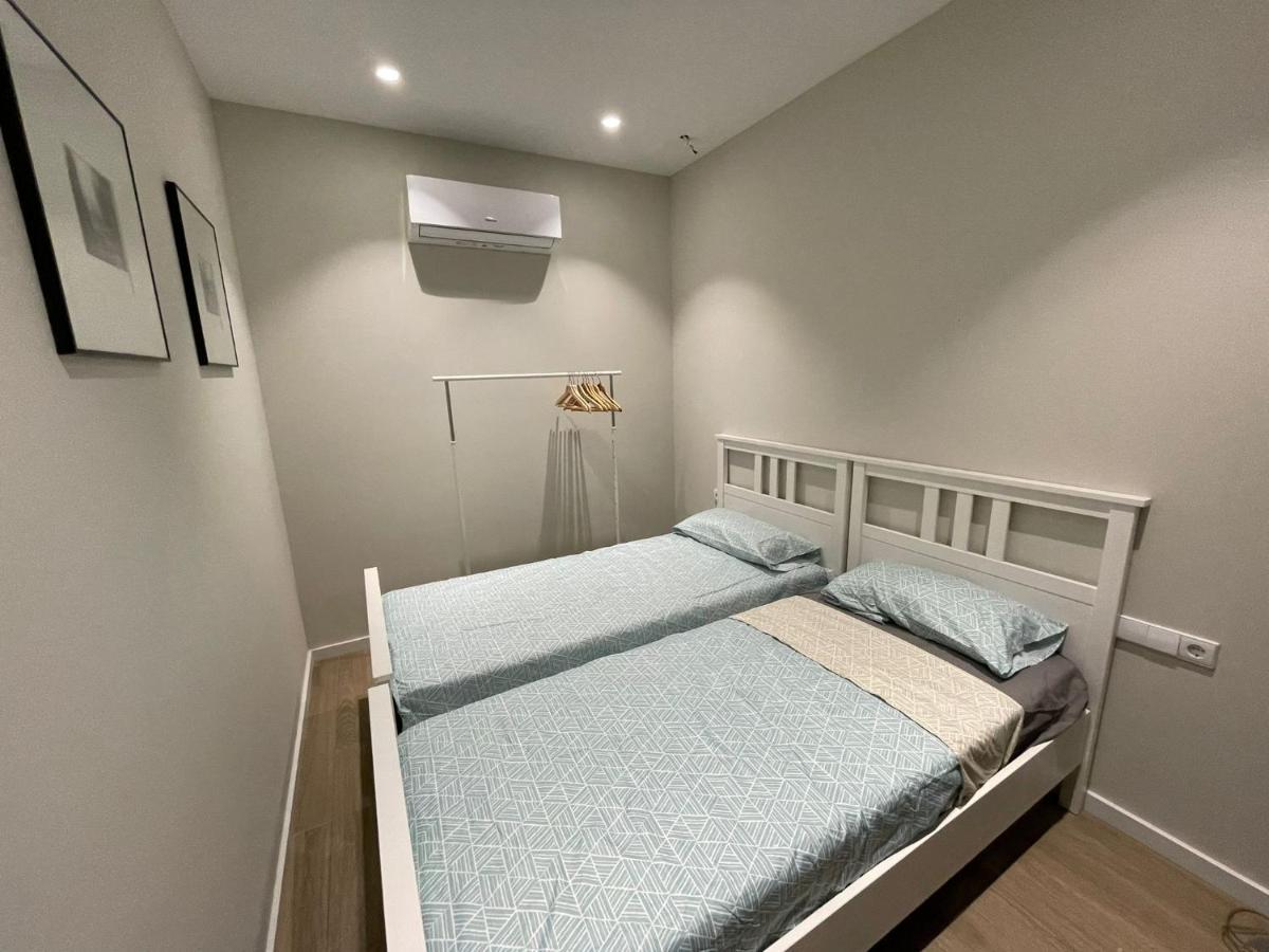 Apartamento Moderno De 70 Metros A 300 Metros De La Playa Valencia Bagian luar foto